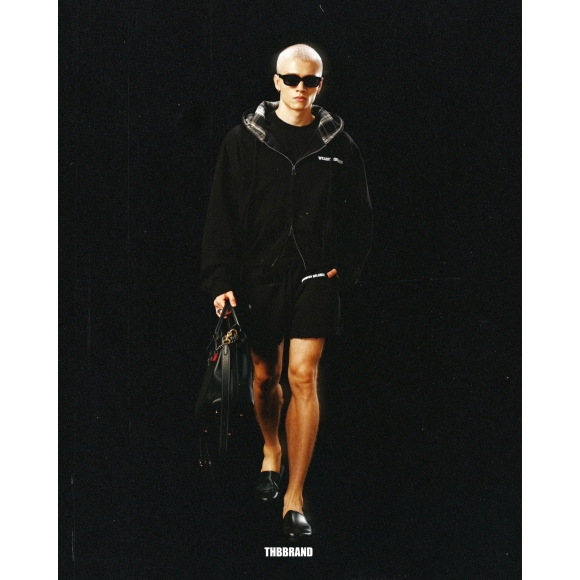 THBB SWEATSHORT FW25 - BLACK