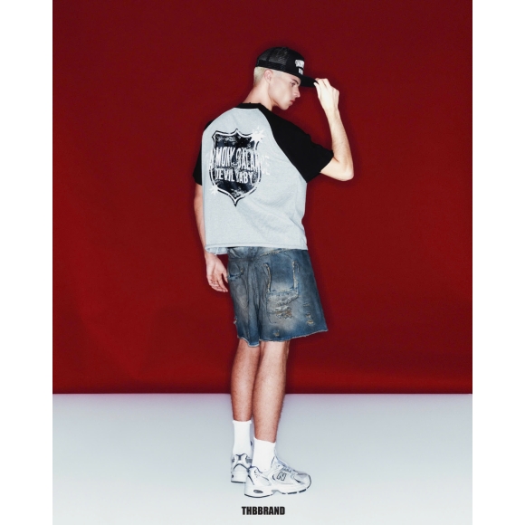 THBB BOXY RAGLAN HARMONY - BADGE - PREMIUM + BLACK