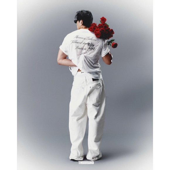 THBB BOXY  WHITH LOVE - WHITE